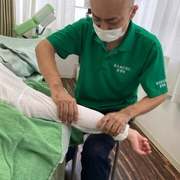 指圧　マッサージ　