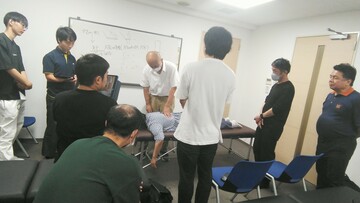 指圧マッサージ技術交換会＆交流会を開催しました 坂本指圧マッサージ塾